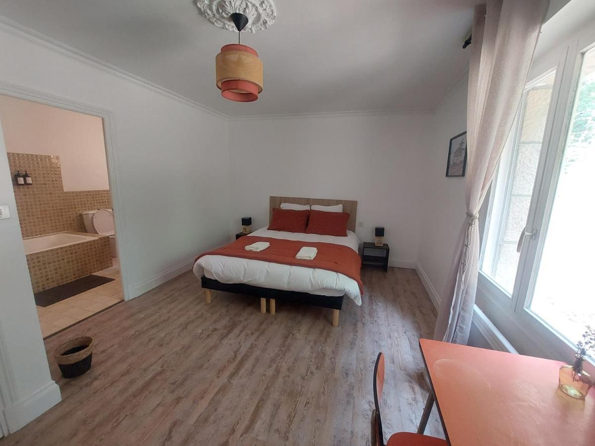 L'Echappee, Chambres Et Tables D'Hotes 모를레 외부 사진