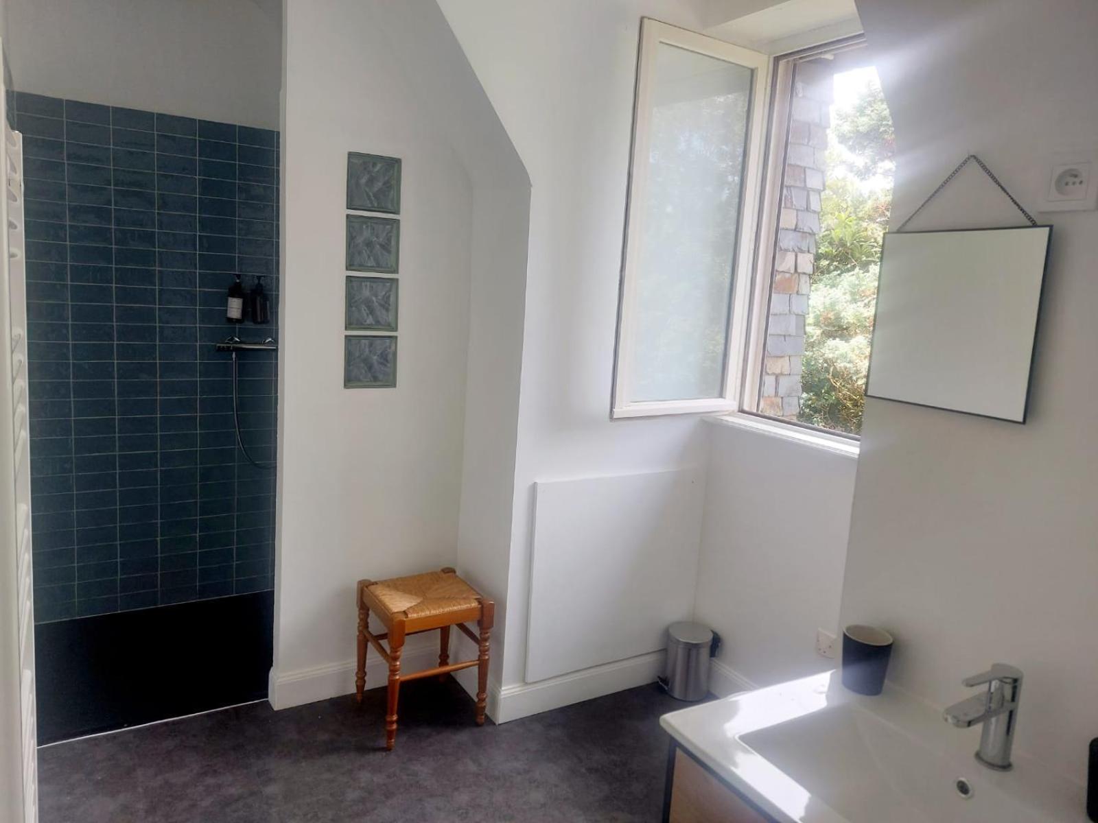 L'Echappee, Chambres Et Tables D'Hotes 모를레 객실 사진